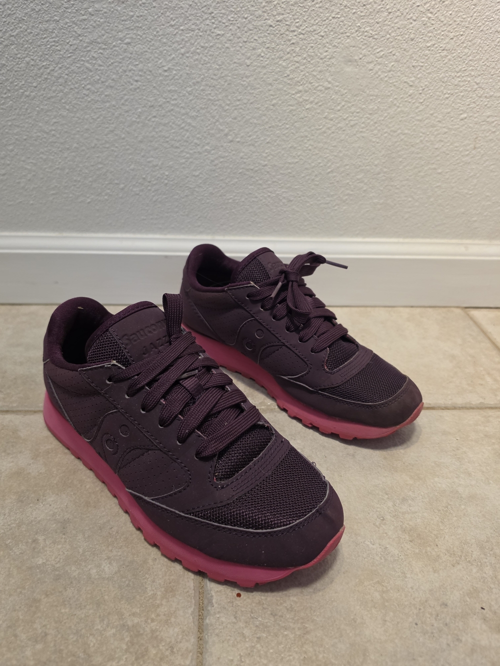 Saucony Women’s Plum Athletic Sneakers with Pink Sole